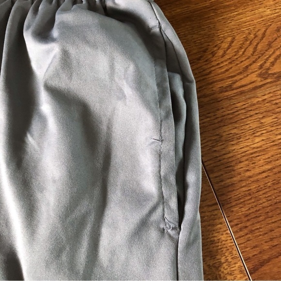 Pro player gray athletic shorts in size M - Picture 3 of 4
